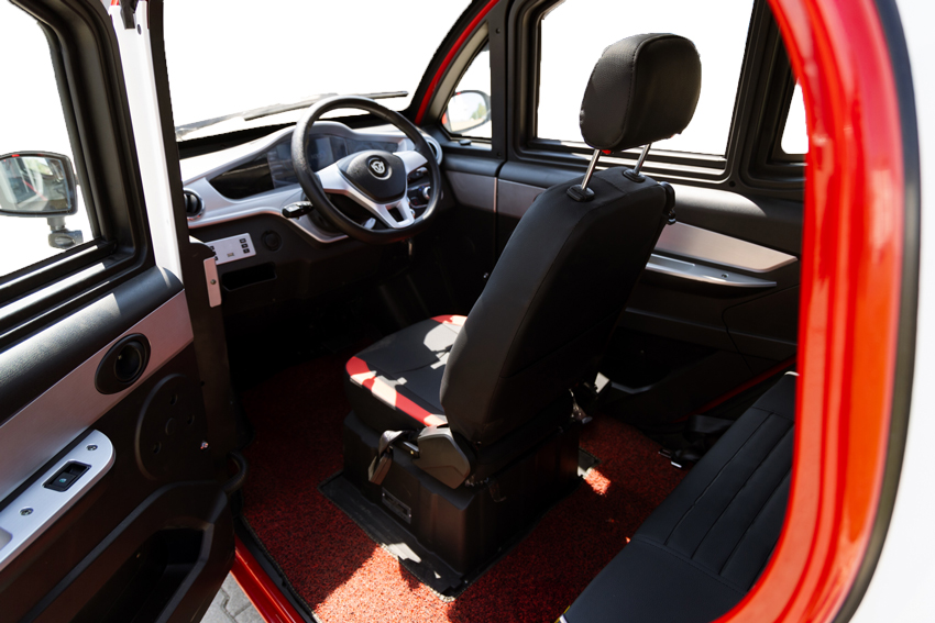 Elektromos autó UNIZDRAV MiniCar