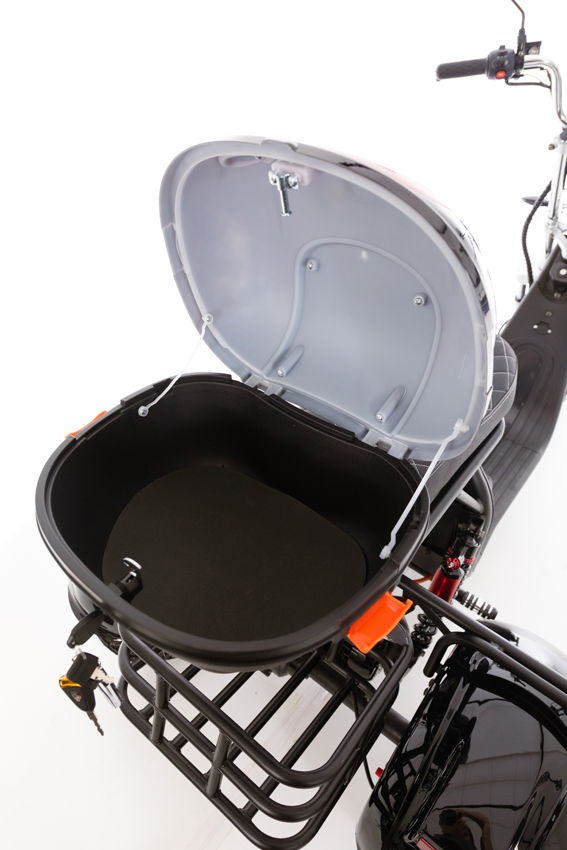 Elektromos Chopper UNIZDRAV PRO háromkerekű - erős 2000 W-os motor