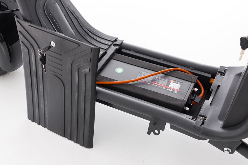 Elektromos chopper UNIZDRAV PRO Trike Black