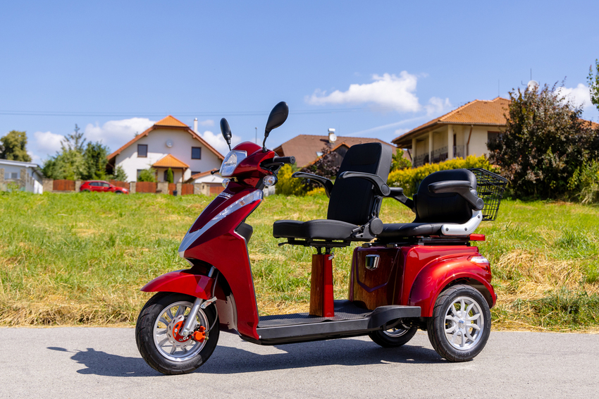 CHAMPION DUO elektromos háromkerekű kétszemélyes scooter időseknek és mozgáskorlátozottaknak -  1000W-os motor