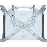 Zuhanyzó szék karfával