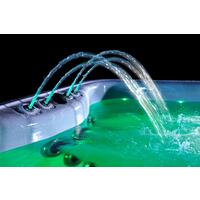 Pezsgőfürdő SwimSpa LUX Balboa USA