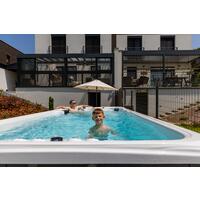 Pezsgőfürdő SwimSpa LUX Balboa USA