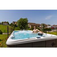 Pezsgőfürdő SwimSpa LUX Balboa USA