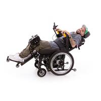 Elektromos kerekesszék függőleges emeléssel