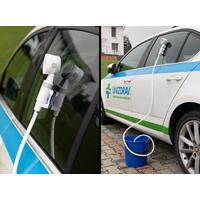 Mobilzuhany újratölthető akkumulátorral