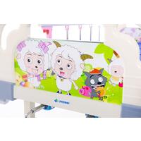 UNIZDRAV mechanikus pozicionáló ágy matraccal gyerekeknek