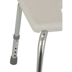 Tusolószék higiéniai nyílással