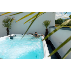 Pezsgőfürdő SwimSpa LUX Balboa USA