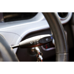 Elektromos mopedautó UNIZDRAV MiniCar