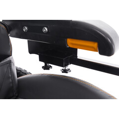 Elektromos kerekesszék függőleges emeléssel