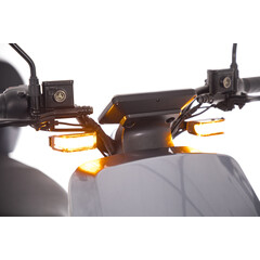 Elektromos robogó UNIZDRAV e-City 120 km-es hatótávval