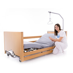 Elektromos állítható ágy COMFORT LOW– extra alacsony pozicionálási funkcióval (Használt darab)