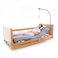 Elektromos állítható ágy COMFORT LOW– extra alacsony pozicionálási funkcióval (Használt darab)