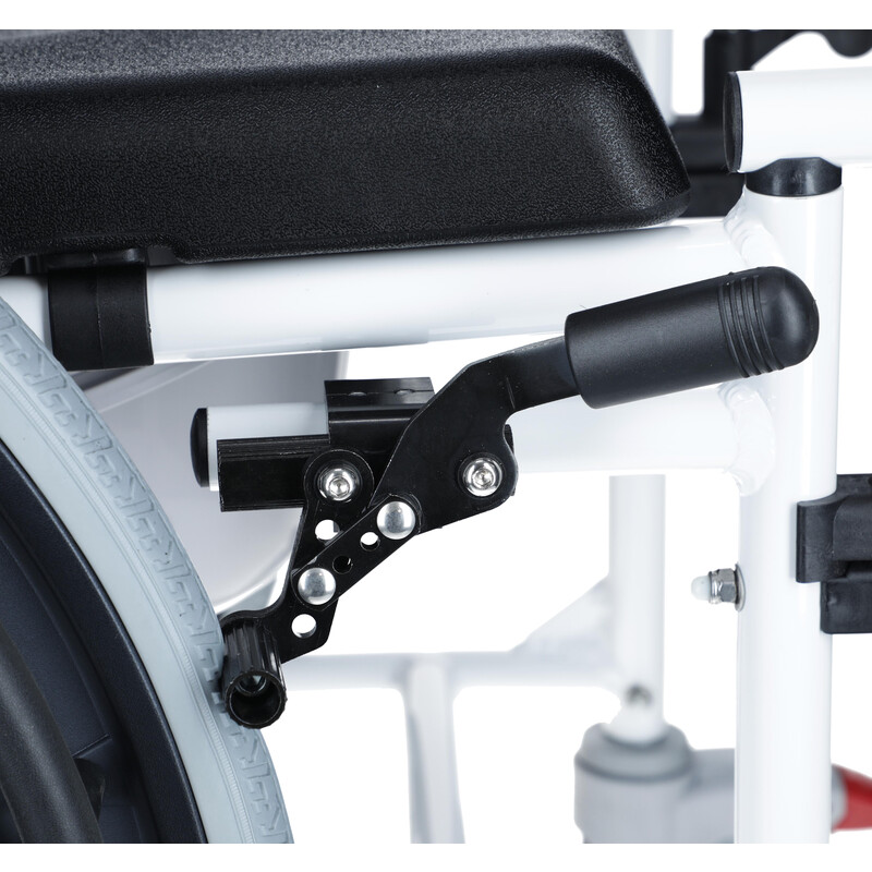 Tusoló kerekesszék