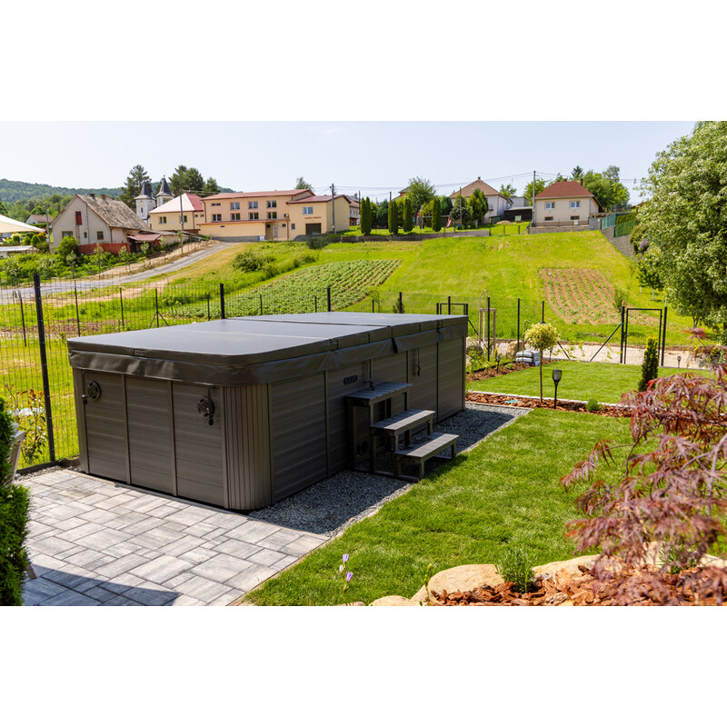 Pezsgőfürdő SwimSpa LUX Balboa USA