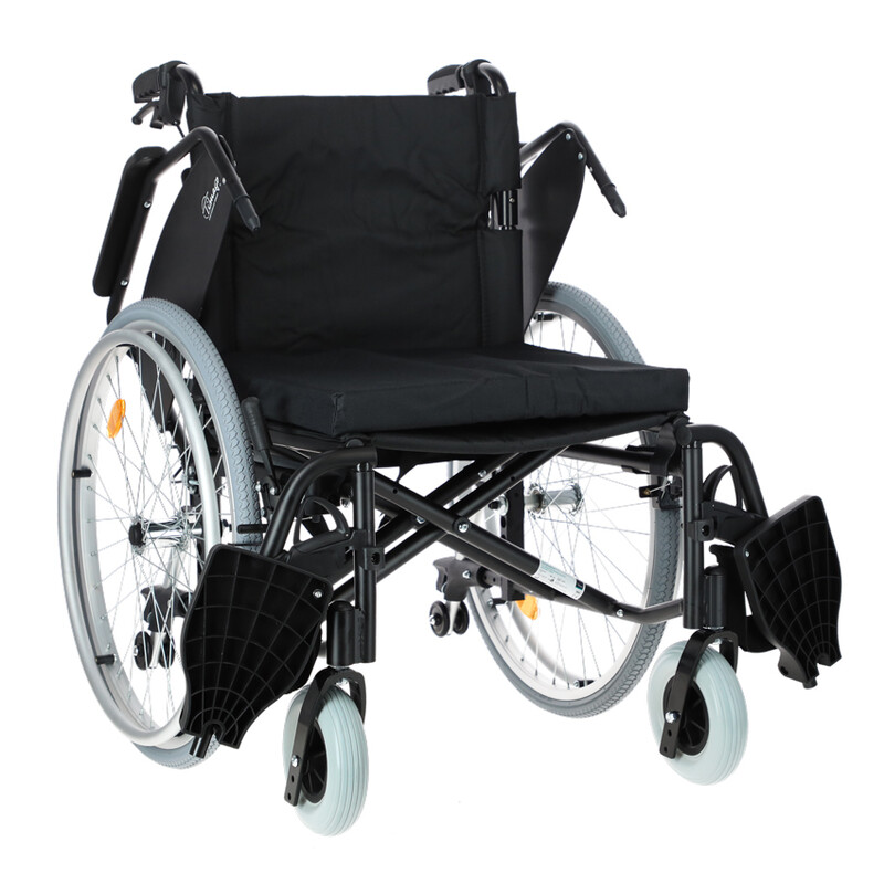 Könnyűszerkezetes kerekesszék allítható súlyponttal