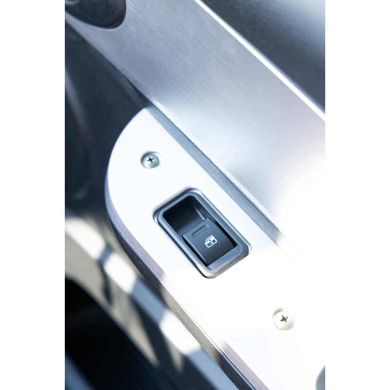 Elektromos háromkerekű robogó UNIZDRAV MiniCar