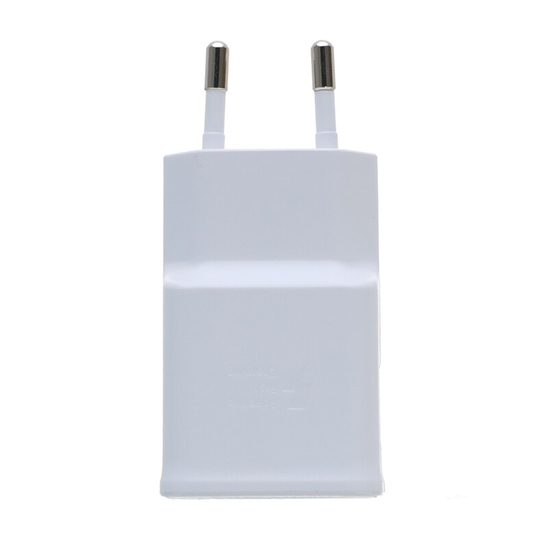 Samsung AC adapter USB-C kábellel