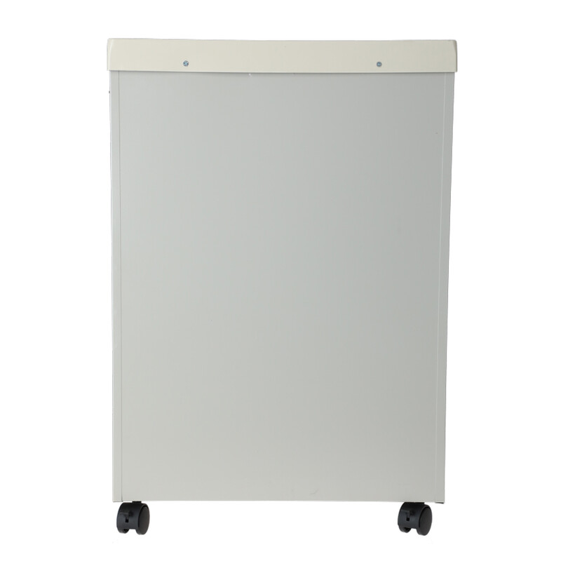 Éjjeliszekrény MEDIK fém- KARCOLÁSOK A SZEKRÉNY SARKÁN