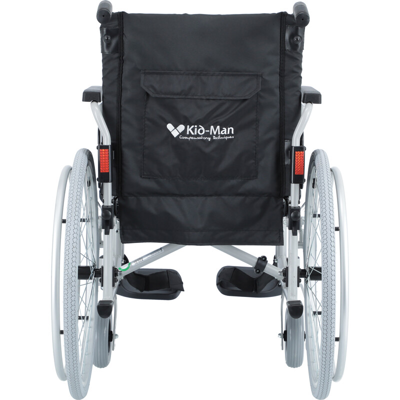 Könnyűszerkezetes kerekesszék állítható súlyponttal (Kiállított darab)