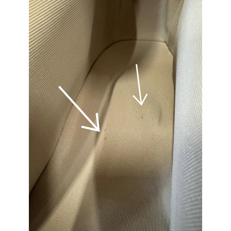 RelaxPro 3D MASSAGER elektromos masszázsfotel, fehér-barna (Használt darab)