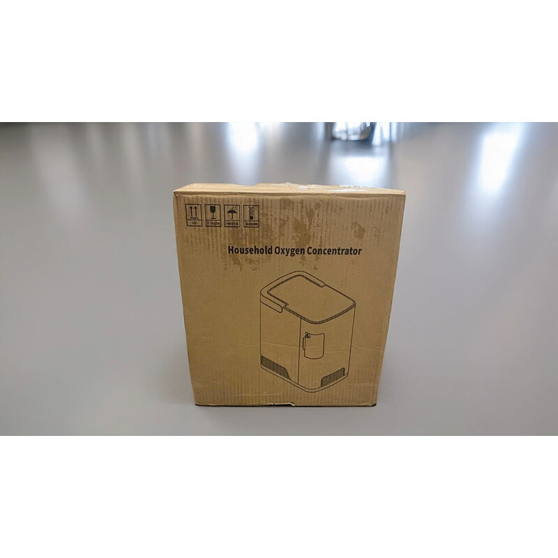 Oxigénkoncentrátor hangkimenettel UNIZDRAV, 7 l/perc, fautánzat (Használt darab)